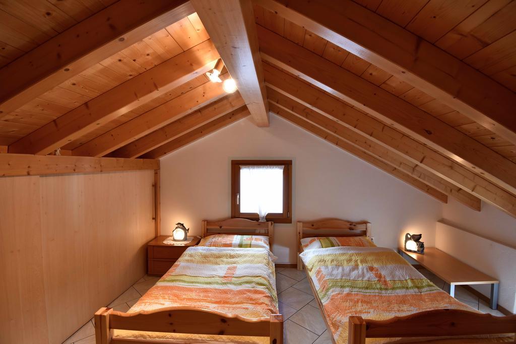 Da Erminia Bed & Breakfast Verdabbio Phòng bức ảnh